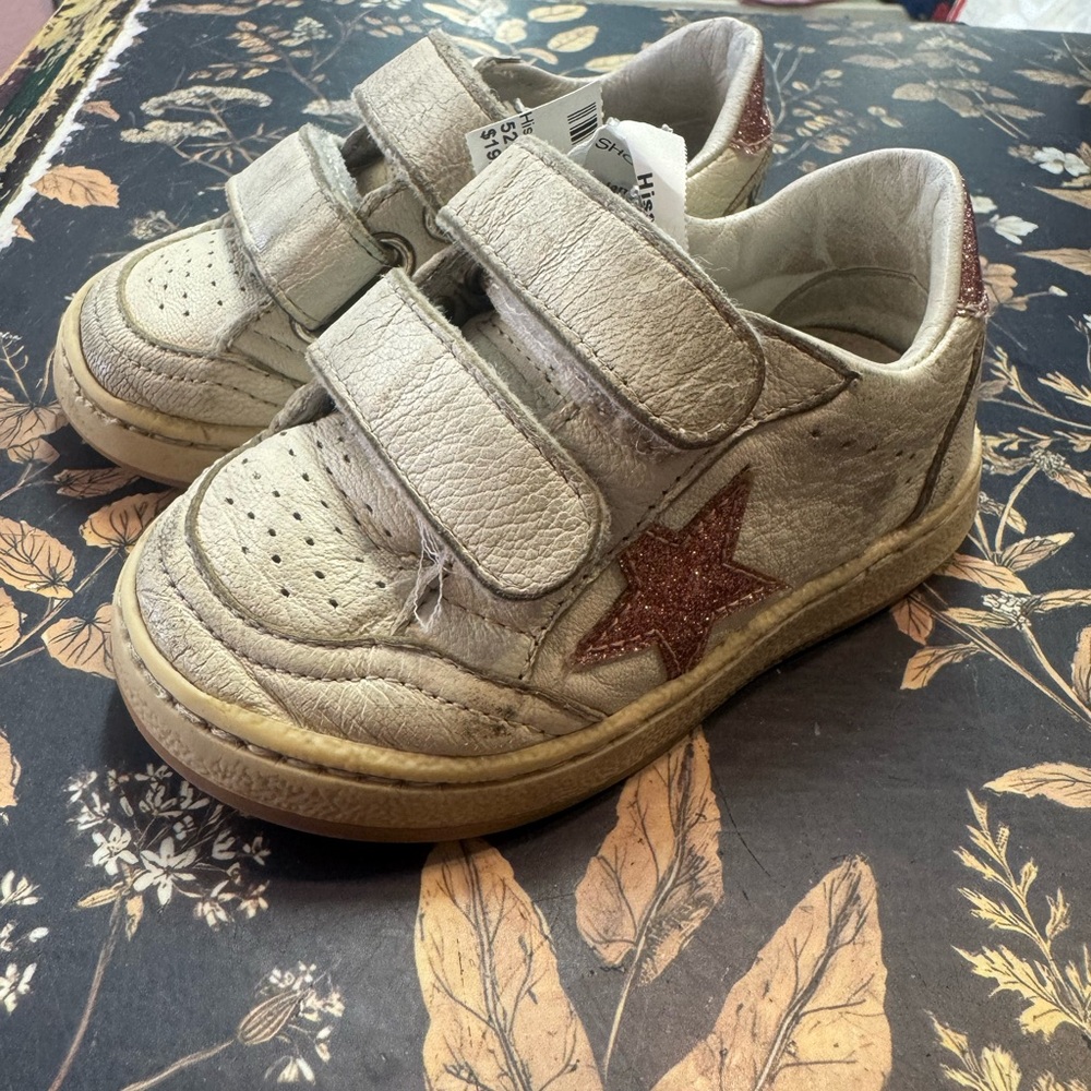 Golden goose Kids Metallic Silver Sneakers with Pink Star Accent - 21 / 5